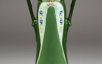 Vase Art Nouveau - vers 1900, céramique, sur le fond n° de modèle 7220 13,...