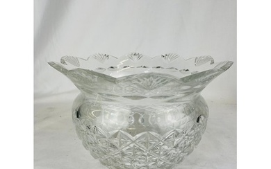 Waterford Crystal 10'' Hospitality bowl, no chips or cracks