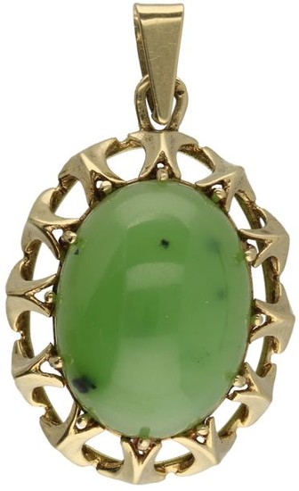 Yellow gold pendant, jade 14 ct.