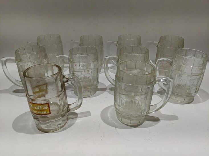 10 Dad's Root Beer Heavy Glass Barrel Mugs