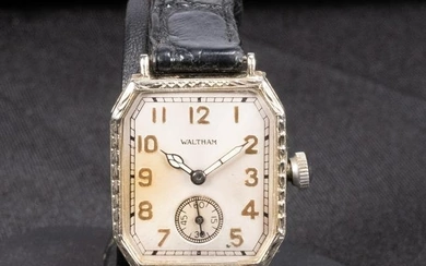14K Gold Art Deco Waltham Wristwatch