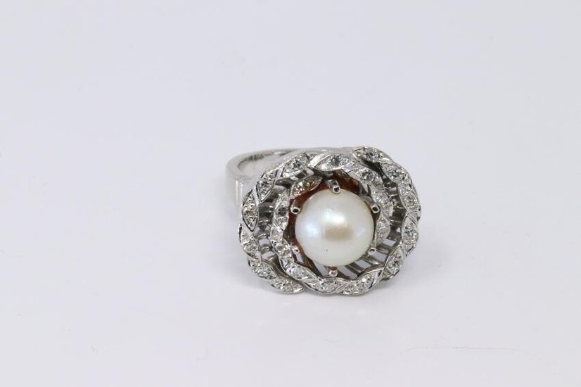 14Kt Art Deco Diamond/Pearl Ring