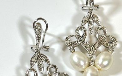 14k White Gold Diamond & Pearl Chandelier Earrings