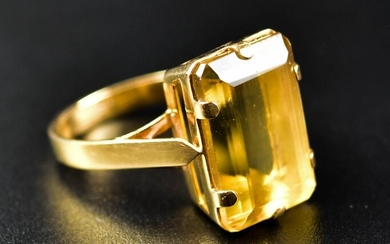 18K Gold and Citrine Cocktail Ring