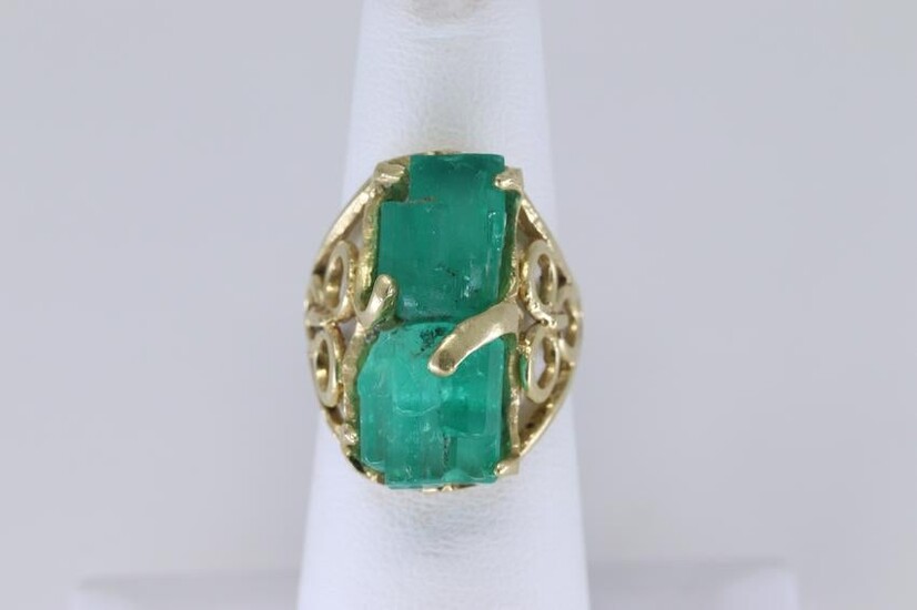 18Kt Art Deco Emerald Ring