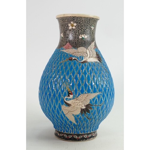 19th century Japanese Stoneware vase with crane decoration: ...