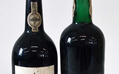 2 bottles Excellent 1970 Vintage Port