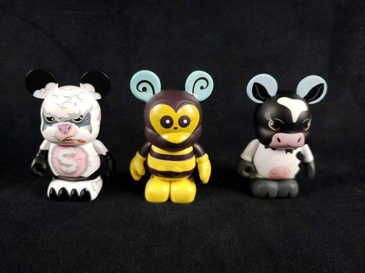 3 Vinyl Collectible Dunny Figurines A