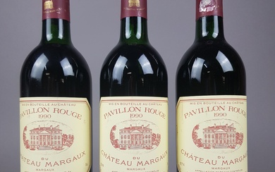 3 bouteilles de Pavillon Rouge du Château Margaux, 1990
