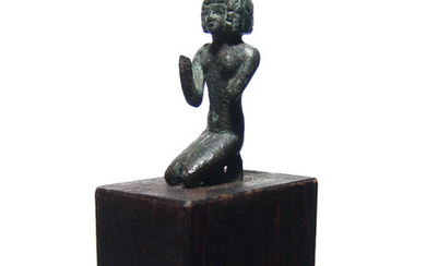 Egyptian bronze figurine of a worshipper, Late Period