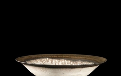 Lucie Rie, Footed bowl