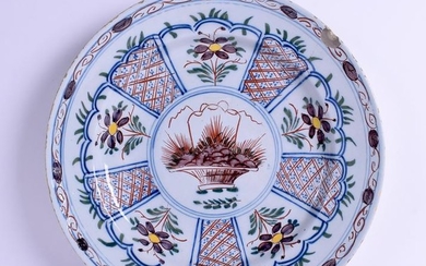 A MID 18TH CENTURY DUTCH DELFT CHARGER C1750 painted