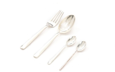 Kay Bojesen: “Grand Prix”. Silver and sterling silver cutlery. Manufactured by Kay Bojesen. Weight app. 1414 gr. (38)