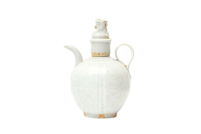 A CHINESE SONG-STYLE QINGBAI EWER AND COVER 二十世紀 仿宋青白釉瓜棱式執壺