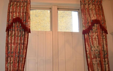 A LARGE PAIR OF FULL LENGTH COUNTRY HOUSE CURTAINS