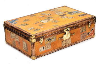 A Louis Vuitton travelling case, 1920s