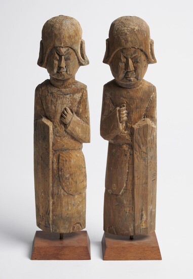 A PAIR OF CHINESE WOODEN FUNERARY FIGURES OF SOLDIERS LIAO DYNASTY (916-1125)