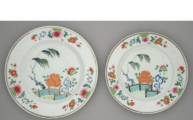 A graduated pair of Chinese famille rose dishes, 18th c, pai...