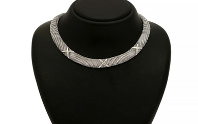 A necklace of 18k white gold. L. 45 cm. Weight app. 43 g.