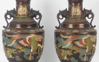 A pair of Japanese animal ears dragon and phoenix pattern vase, 18th century