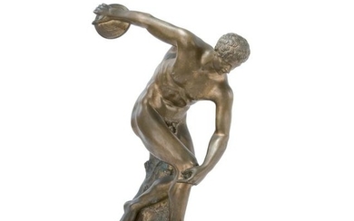 A patinated bronze sculpture of Mirone's discus thrower