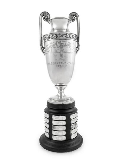 An American Silver Golf Trophy of United States