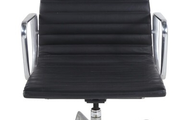 CHARLES & RAY EAMES 'EA335' ALUMINIUM GROUP CHAIR FOR HERMAN MILLER