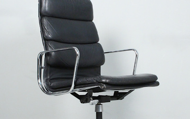 CHARLES & RAY EAMES for HERMAN MILLER. Office Chair/Office Chair, Softpad 'EA 219'.