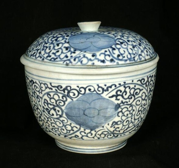 Antique Chinese Qing Blue and White Covered Bowl