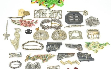 Collection Vintage Costume Jewelry