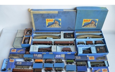 Collection of vintage Hornby Dublo (3 rail electric) railway...