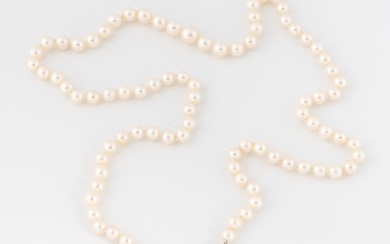 Collier de perles de culture blanches en... - Lot 54 - Drouot Estimations