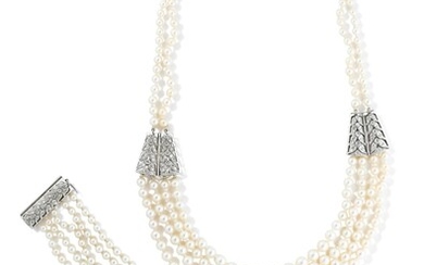 Demi-parure perles de culture et diamants | Cultured pearl and diamond demi-parure