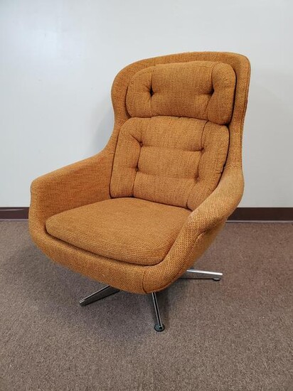 Doerner-Faultless Mid Century Arm Chair