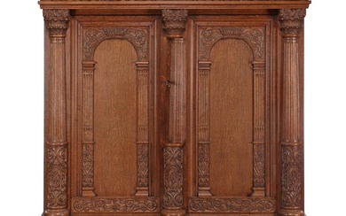 (-), Eiken 2-deurs Renaissancestijl poortkast met 2 halfvolle...