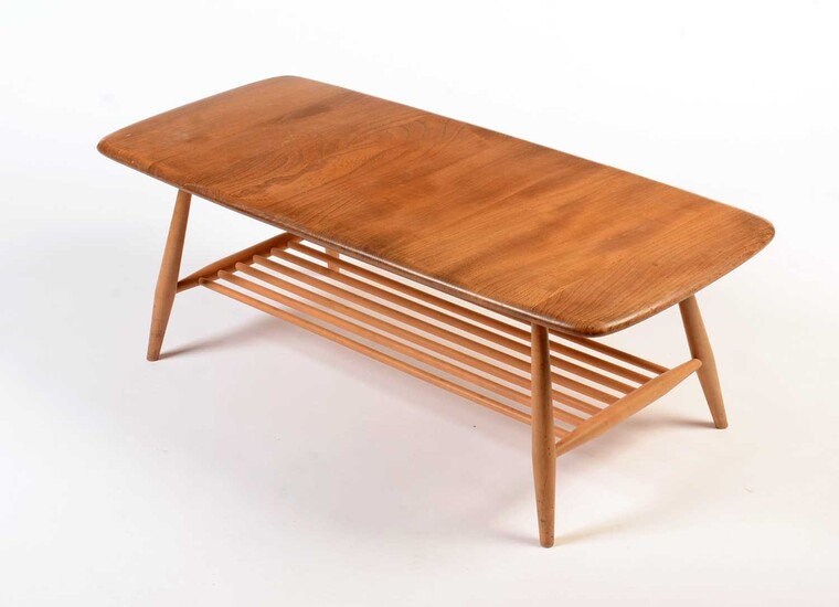 Ercol: a light elm and beech 'Windsor' Model 459 occasional coffee table.