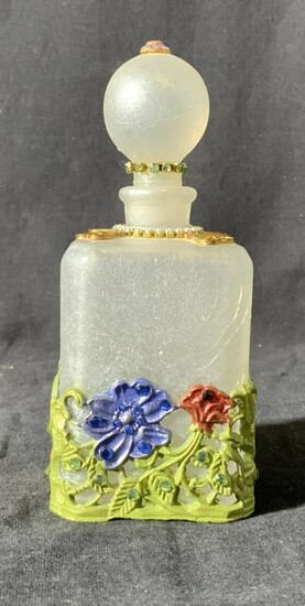 Floral Embellished Perfume Bottle