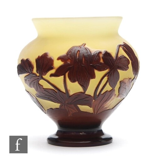Galle - An early 20th Century French cameo glass vase of bal...