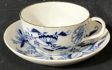 German Porcelain Cup and Saucer c.1700s