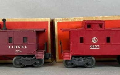 Group of 2 Lionel O Scale Cabooses