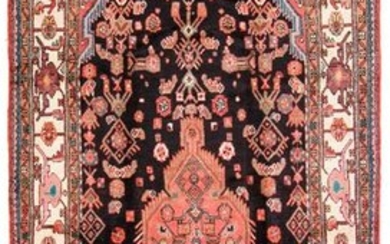 Hand-knotted Hamadan Wool Rug 5'1" x 10'9"