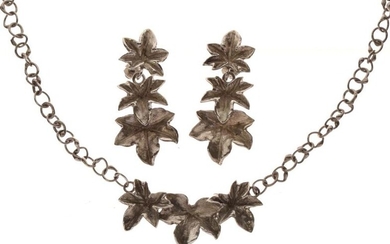 Jane Watling silver necklace with ivy leaf frontispiece; with...