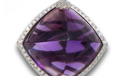 LARGE AMETHYST, DIAMONDS AND GOLD RING