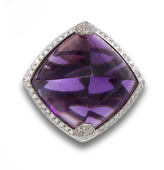 LARGE AMETHYST, DIAMONDS AND GOLD RING