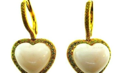 LOVE ME 18k Yellow Gold, Coral & Yellow Diamond Heart