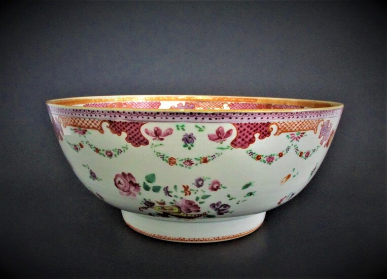 Large Chinese Porcelain Bowl 18th Century FR3SH