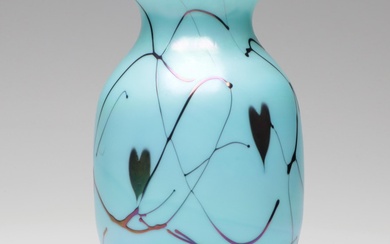 Limited Edition Signed Dave Fetty for Fenton "Hanging Heart" Art Glass Vase