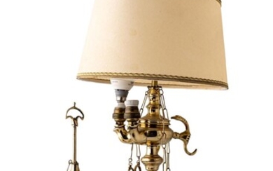Lotto di due lampade fiorentine e una lampada in metallo