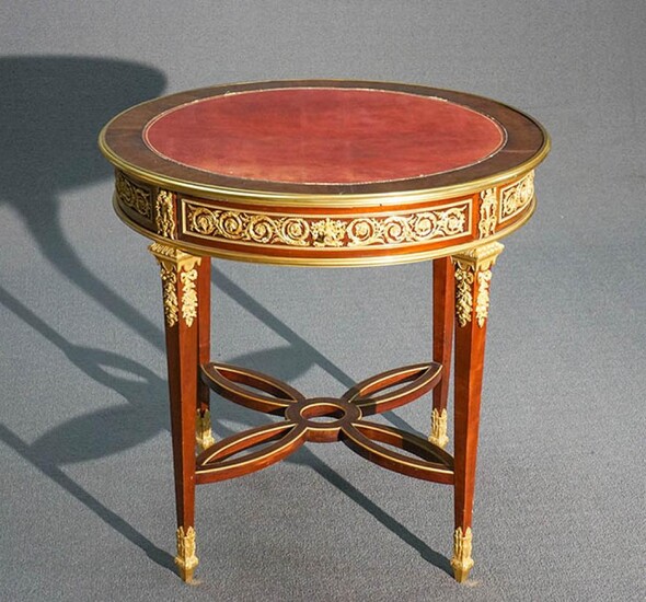 Louis XVI Style Ormolu Mounted Mahogany Bouillotte Table, Attributed to the Workshop of François Linke, Paris, Circa 1900