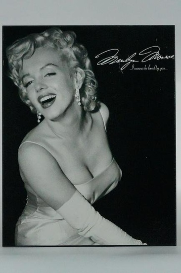 Marilyn Monroe Particleboard BW Portrait